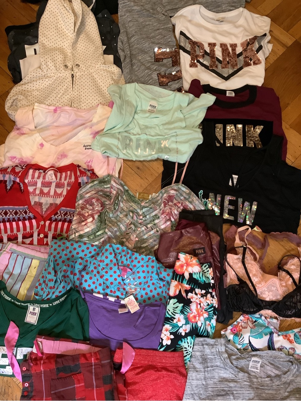 Victoria Secret Pink bundle. - Picture 3 of 16